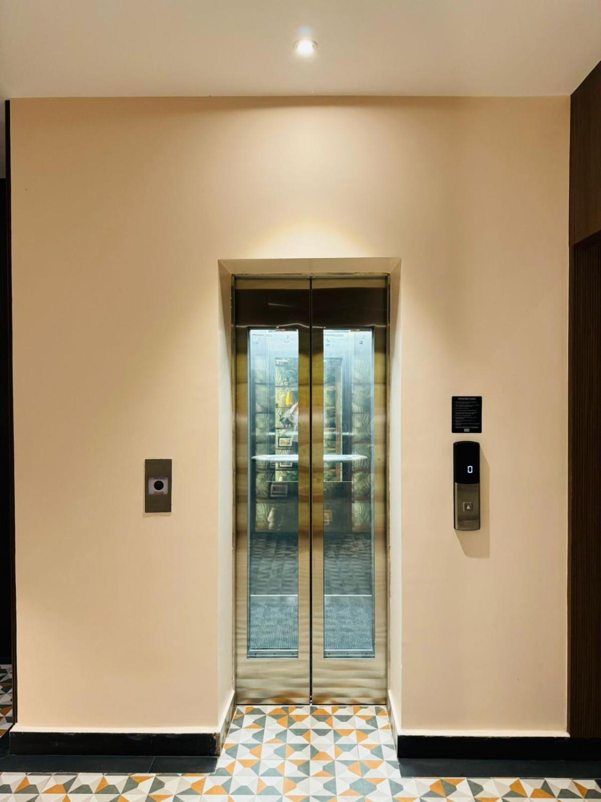 The Dibrugarh Address Hotell Eksteriør bilde