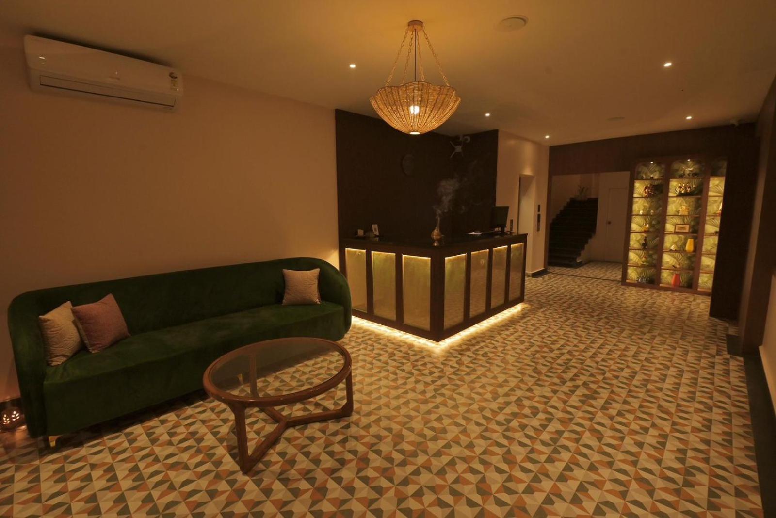 The Dibrugarh Address Hotell Eksteriør bilde