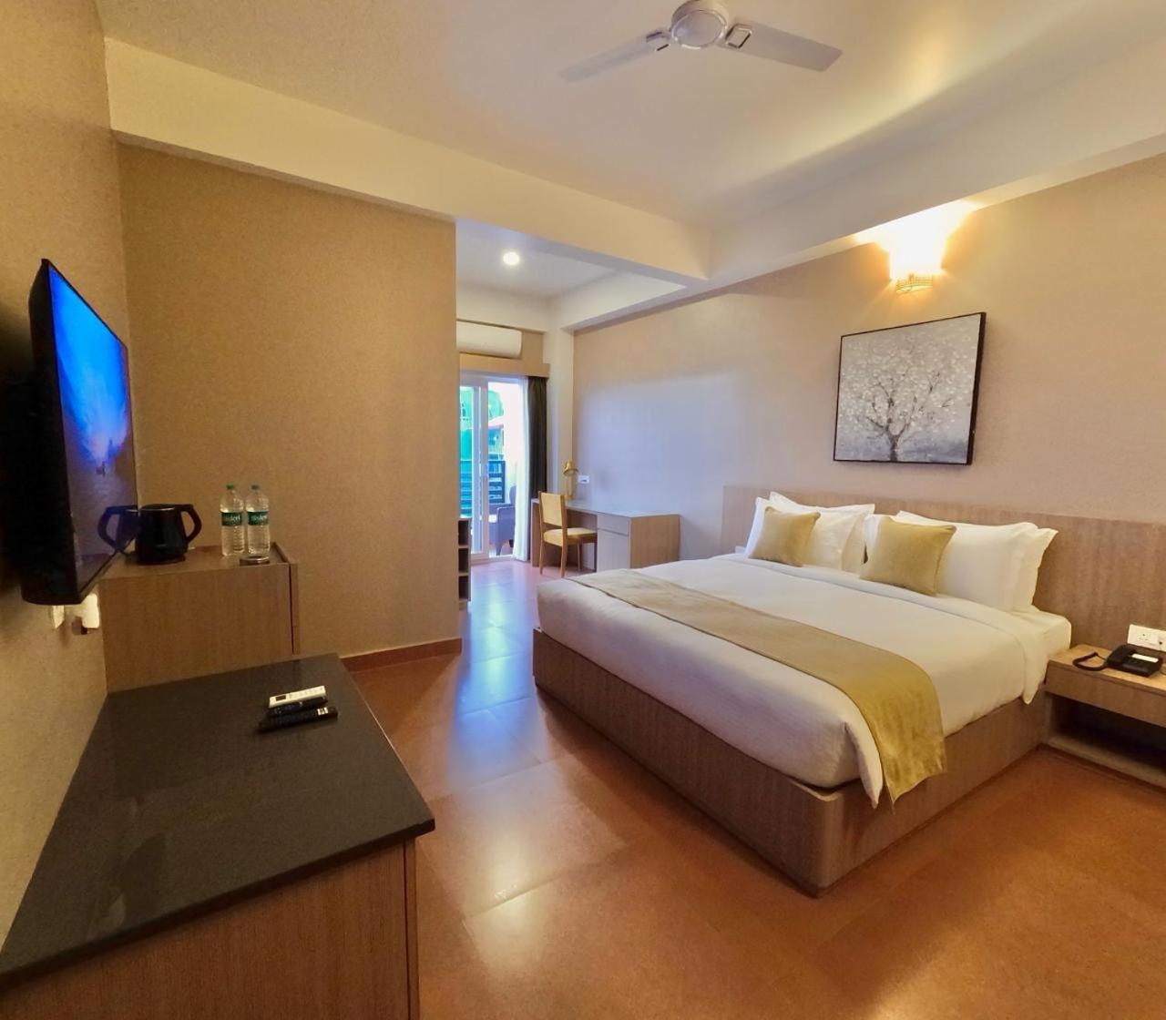 The Dibrugarh Address Hotell Eksteriør bilde